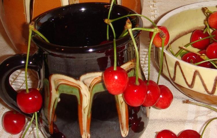 Tradiţii româneşti. Astăzi sunt Moşii de Vară