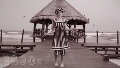 VIDEO: De la pantaloni cu rochie pe deasupra, la bikini. Evoluţia costumelor de baie pentru femei