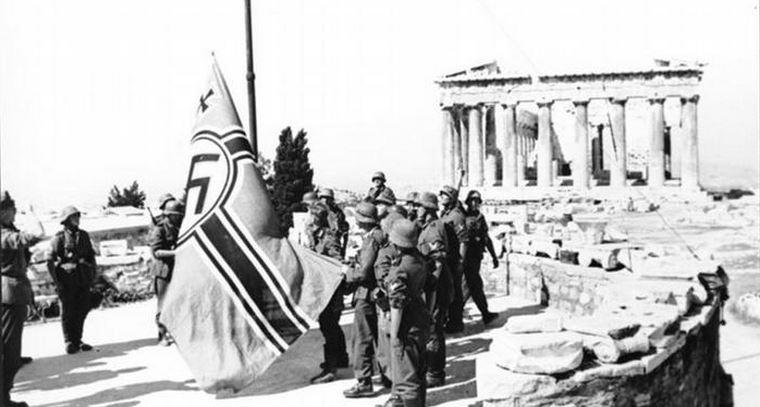 Pândită de faliment, Grecia insistă ca Germania să-i plătească daune de război