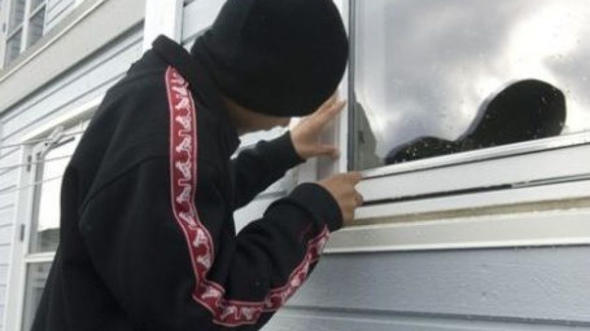CERNAVODĂ: Hoți din apartamente identificați de polițiști