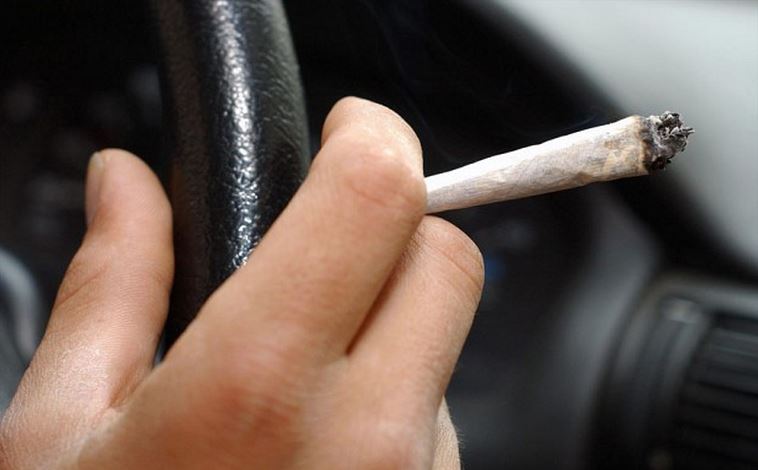 Nu lăsa drogurile să te conducă!