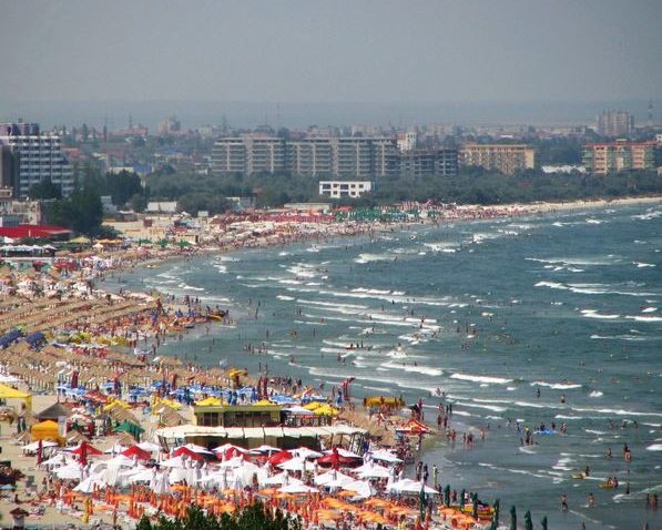 Turismul de pe litoral naşte, din nou, nemulţumiri. Reclamaţii la un hotel din Saturn