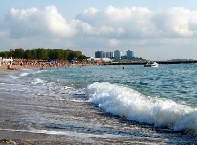 AUDIO Surprize pe litoral: vederi vorbitoare şi un ghid cu de toate