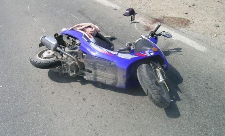 Constanța: Moped, „șifonat” de un autoturism