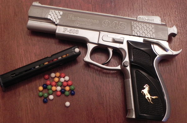 Alertă într-un liceu din Constanța, după ce un elev a folosit un pistol