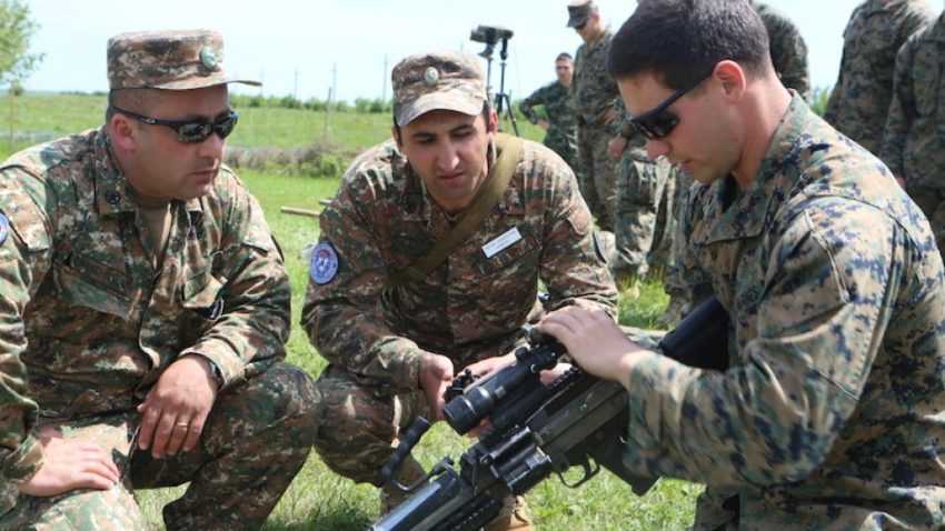 (AUDIO) Înalţi demnitari români şi străini la Ziua Distinşilor Vizitatori, în cadrul exerciţiului Platinum Eagle 15