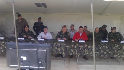 (FOTO) Ministrul apărării se află în Poligonul de la Babadag