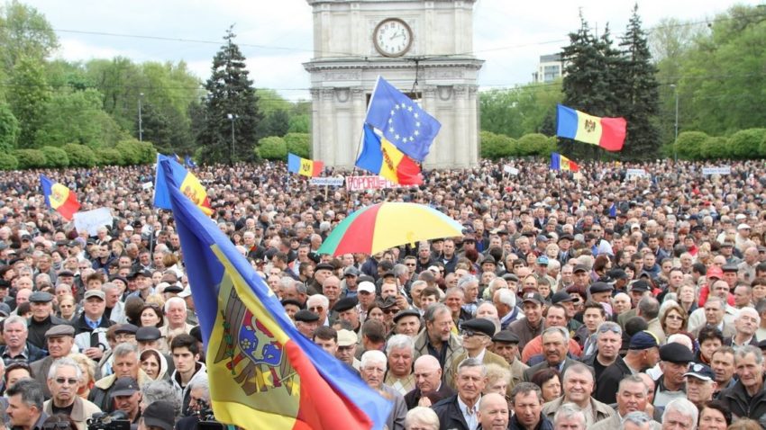 „Jaful secolului” a scos oamenii în stradă, la Chişinău