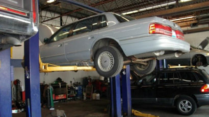 Service-urile auto din Constanţa, amendate de comisarii OPC