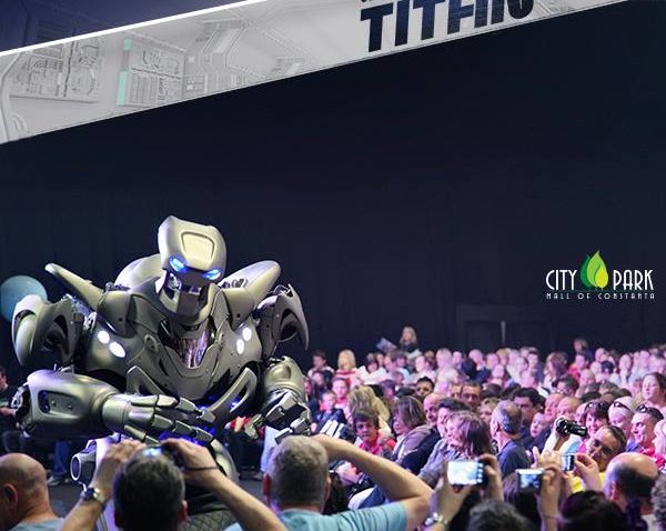 Constanţa: cu robotul la mall