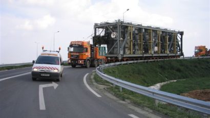 Un COLOS pleacă spre America din Portul Constanța