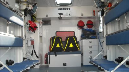 Trei dintre copiii răniţi în explozia de la Băneasa, duşi la Bucureşti