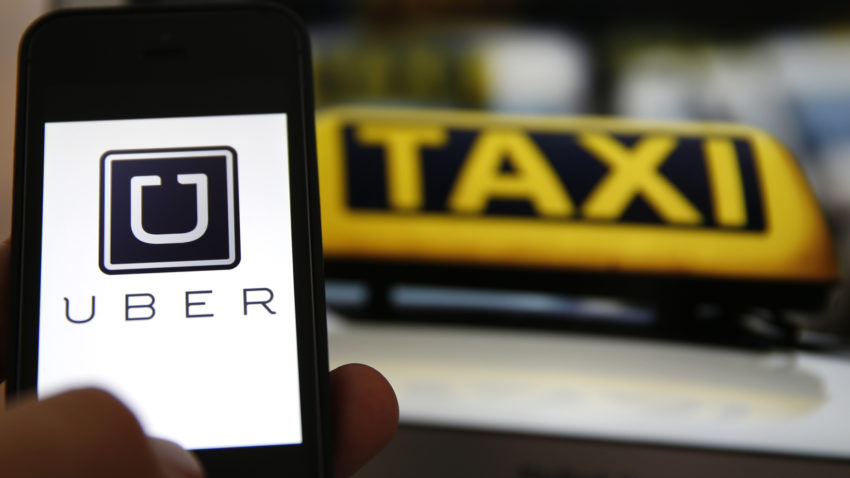„Taximetriştii amatori”, interzişi prin lege de Parlament