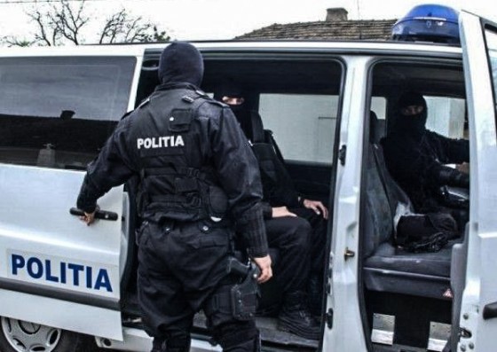Urmărit internaţional pentru tentativă de omor, adus la Constanţa