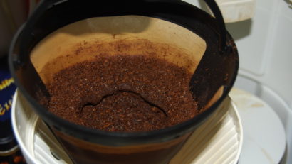 Zațul de cafea, soluție naturală împotriva celulitei