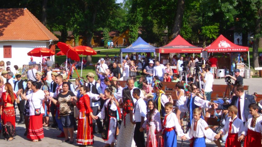 (AUDIO+FOTO) Alai aromân în Banat, dus de Vanghilismo