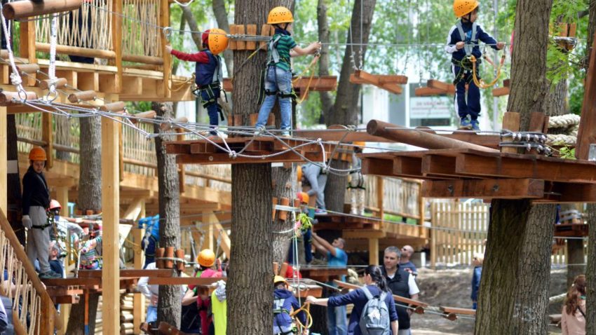 Parcul PARADIS LAND de la Neptun – invitaţie la aventură