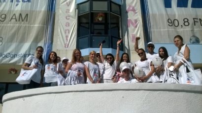 Prima acţiune a campaniei „Brăţara de Vacanţă” a avut loc astăzi pe plaja din Mamaia