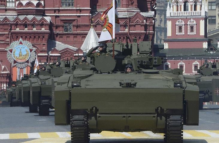 Rusia ameninţă NATO că va reacţiona la amplasarea de armament greu în Europa de Est