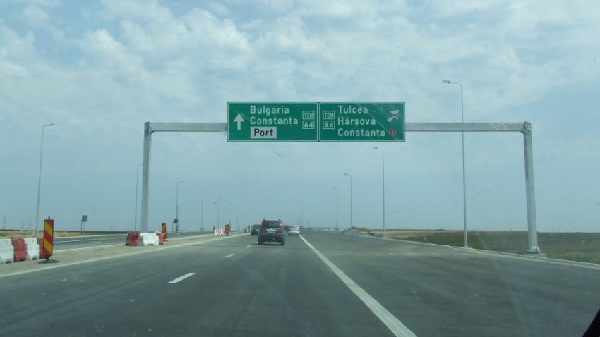 Lucrări la carosabil pe Autostrada Soarelui