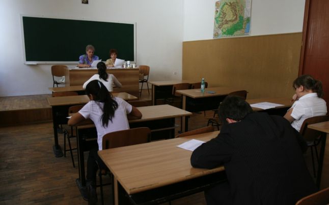 Examenul de Bacalaureat. Proba la Limba maternă