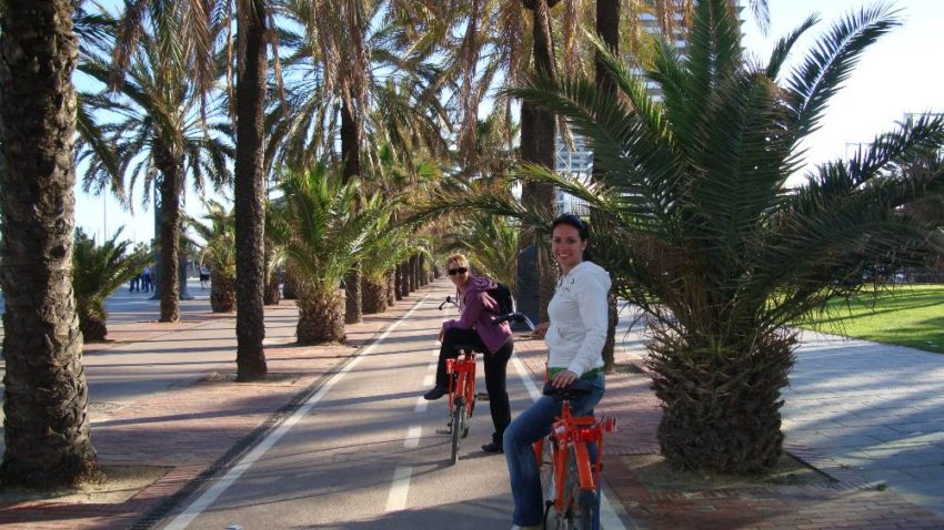 Bicicleta și turiștii de pe litoral !