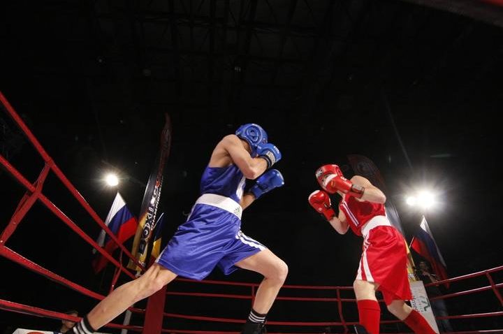 Ionuț Băluță de la CS Năvodari boxează la Europene