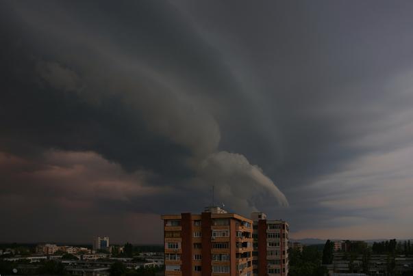 Cod galben de furtună în Ialomița și Călărași