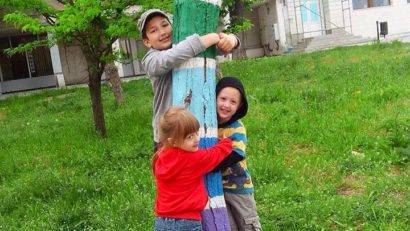 Atelier de pictură pentru copii în piața Ovidiu