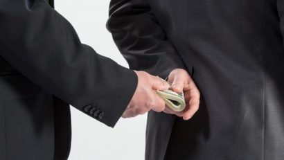 Corupţia, una dintre vulnerabilităţile României, în Strategia Naţională de Apărare a Ţării