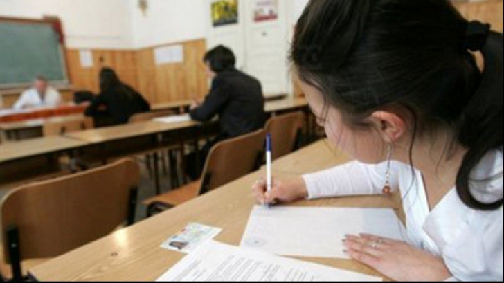 CONSTANŢA. 77, 36 % dintre absolvenții de clasa a VIII-a au obținut medii peste 5