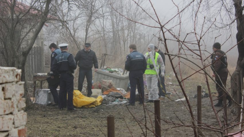 Părinții fetițelor moarte în incendiul de la Nicolae Bălcescu au fost trimiși în judecată