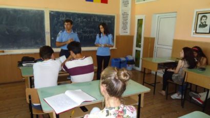 Campania de recrutare a viitorilor jandarmi continuă la Constanța