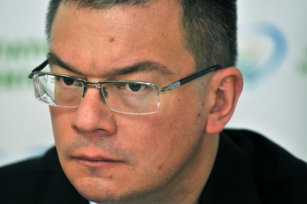Parlamentul decide traseul de revenire a lui M. R. Ungureanu în fruntea SIE