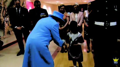 VIDEO: Pixelul albastru are, acum şi sânge albastru
