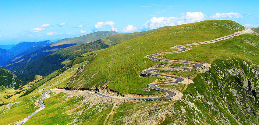 Până la mijlocul lunii august, Transalpina intră în reparaţii