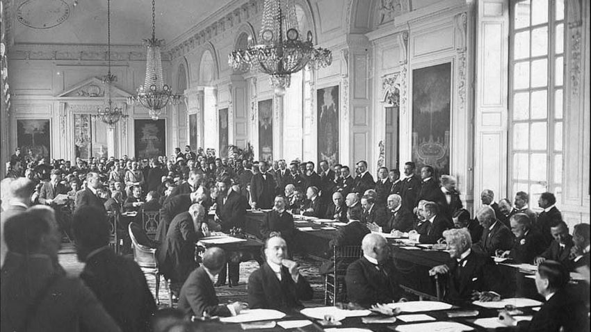 4 iunie 1920: Tratatul de la Trianon – Ungaria recunoștea apartenenţa Transilvaniei la România