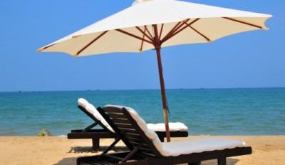 Vreme capricioasă în Dobrogea. Când soare şi plajă, când nori şi ploaie