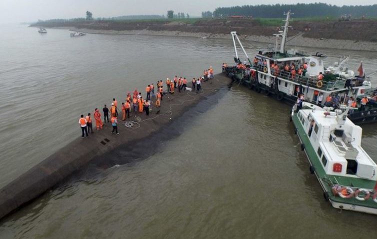 Yangtze, fluviul-cimitir