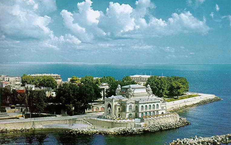 Tinerii din Dobrogea, ghizi voluntari pentru promovarea obiectivelor turistice şi a tradiţiilor