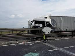 Circulaţie reluată pe o bandă, pe Autostrada Soarelui