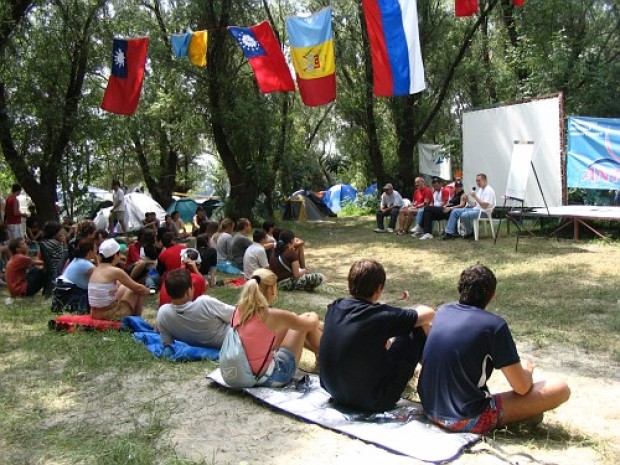 Se deschide tabăra de ştiinţă Atlantykron
