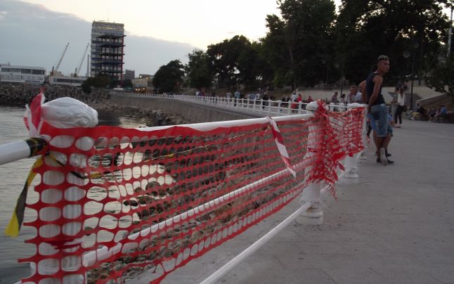 La nici un an de la reabilitare, balustrada de la Cazino intră din nou în reparaţii