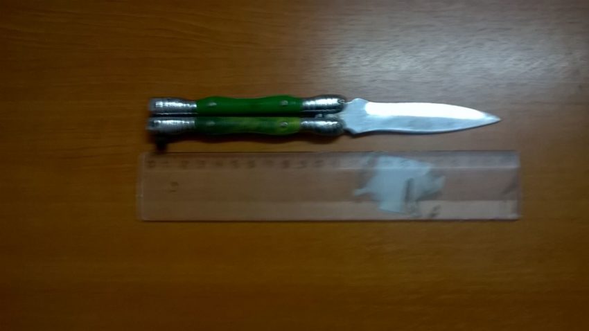 Tânăr surprins cu arme albe în Mamaia