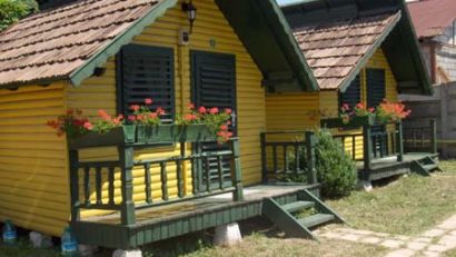 Terapie cu nămol la Eforie Nord într-un nou camping