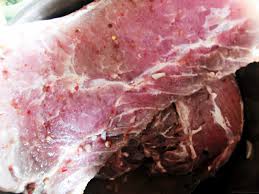 Tone de carne şi produse din carne incinerate