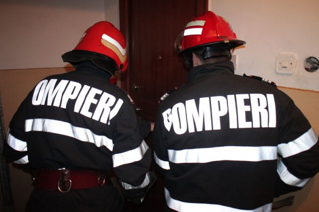 Update – CONSTANȚA: Pompierii intervin de urgență în Kilometrul 4-5