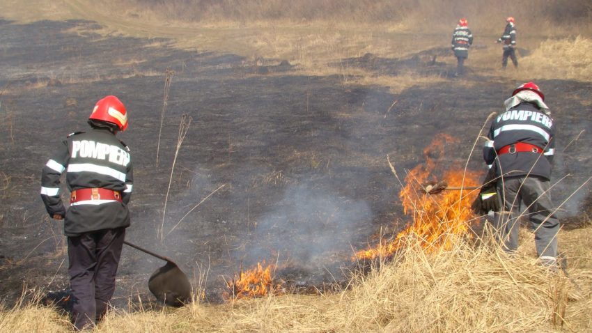 Intervenţie a pompierilor la Medgidia
