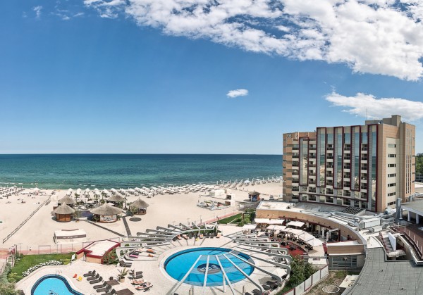 Mamaia- o staţiune „cu casa închisă”