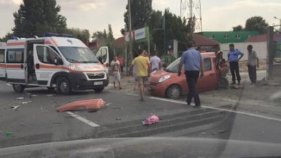 Fetiță rănită în accident rutier, la Lumina